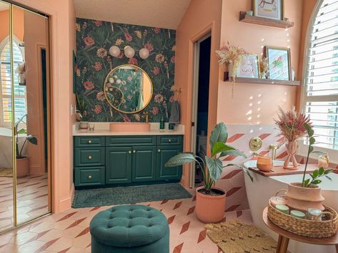 Colourful & Maximalist Home Decor Inspo | Thank you so much for all the love on my last post | Facebook Maximalist Bathroom Decor, Maximalist Bathroom, Maximalist Home Decor, 70s House, Maximalist Home, Digital Creator, Pinterest Home, Bright Homes, Bathroom Inspiration Decor