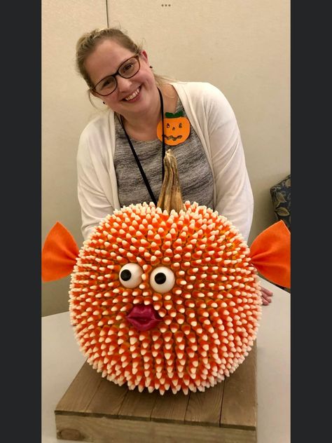 Pumpkin Contest Ideas, Pumpkin Fish, Halloween Pumpkins Carvings Designs, Pumkin Decoration, Pumpkin Decorating Diy, Halloween Pumpkin Crafts, Creative Pumpkin Painting, Creative Pumpkin Decorating, Contest Ideas