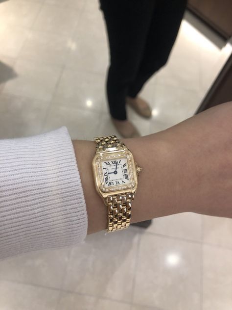 Cartier Panthere Watch, Cartier Panthere Watch Diamond, Cartier Watch Panthere Gold, Elegant Gold Diamond Watch With Pavé-set Diamonds, Cartier Watches Women, Expensive Watches, Cartier Watch, Aesthetic Look, 2000s Fashion Outfits