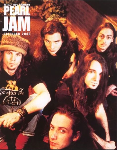 Pearl Jam Grunge Bands 90s, Pearl Jam Aesthetic, Pearl Jam Poster, Mookie Blaylock, Pear Jam, Pearl Jam Eddie Vedder, 90s Rock, Anthony Kiedis, Grunge Guys