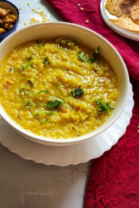 Moong dal khichdi is a very tasty, nutritious, and gluten free recipe from India. Made with rice and lentil, this one-pot meal is a comfort food of every Indian. #khichdi #onepotmeal #healthyrecipe #glutenfreerecipe #easycomfortfood #lentilrecipe Recipes For Upset Stomach, Upset Stomach Food, Food Of India, Moong Dal Khichdi, Dal Khichdi, Khichdi Recipe, Bean Rice, Indian Dinner, Dal Recipe