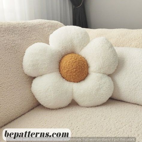 Daisy Pillows, Flower Room, Preppy Room Decor, Cute Bedroom Decor, Preppy Room, Cute Room Ideas, Home Decor Ideas Bedroom, Cozy Room Decor, Flower Pillow