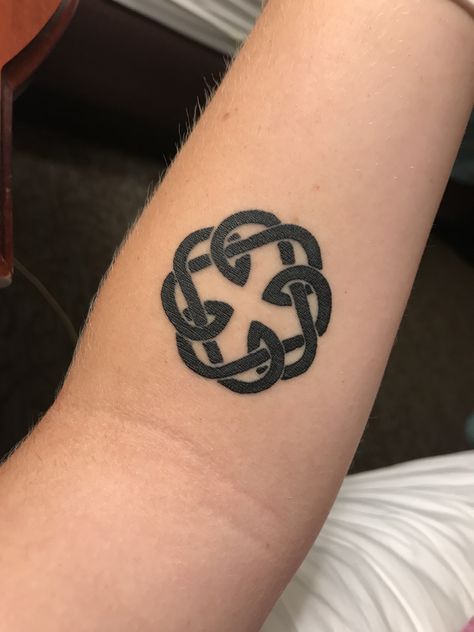 Celtic Symbol For Father And Daughter, Symbol For Father And Daughter, Shield Knot Tattoo, Father Daughter Celtic Knot, Father Daughter Tattoos, Celtic Knot Tattoo, Remembrance Tattoos, Celtic Symbol, Knot Tattoo