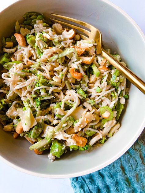 Broccoli Salad with Peanut Dressing - Baked by Melissa Summer Slaw, Salad With Peanut Dressing, Fourth Of July Bbq, Asian Salads, Spring Foods, Rice Noodle Salad, Baked By Melissa, How To Make Broccoli, Vegetables Rice