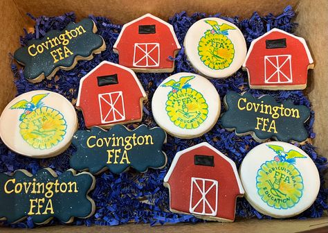 Ffa Dessert Ideas, 4h Cookies, Ffa Cookies Decorated, Ffa Cookies, 4-h Cookies Decorated, Ffa Cupcakes, Ffa Stickers, Graduation Food, Ffa