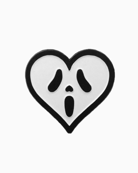 Ghostface Love pin from @fridaynightrentalclub Love so strong It'll make you scream... Available to purchase through their link in bio! Scream Tattoo, Halloween Sleeve, Horror Movie Tattoos, Scream Art, Choose Her, Movie Tattoos, Why Her, Spooky Tattoos, Cute Tiny Tattoos