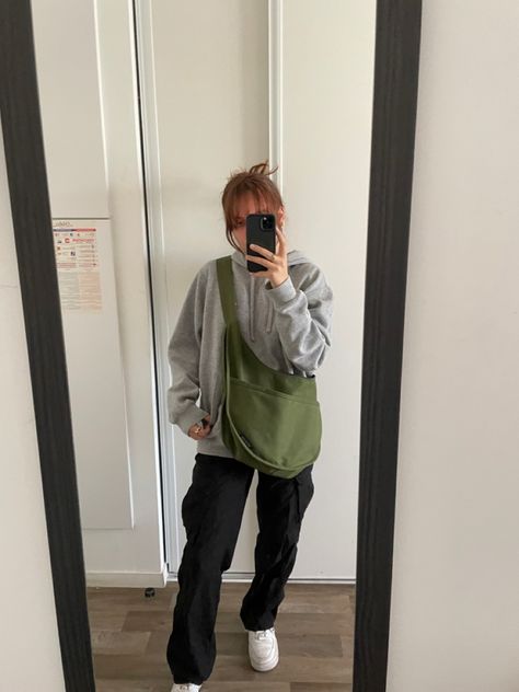 Comfy fit green shoulder bag grey hoodie black cargo pants yesstyle crossover bag Crossover Bag Outfit, Green Shoulder Bag Outfit, Shoulder Bag Outfit, Green Shoulder Bag, Crossover Bag, Crossover Bags, Bag Outfit, Cargo Pants Outfit, Black Cargo Pants