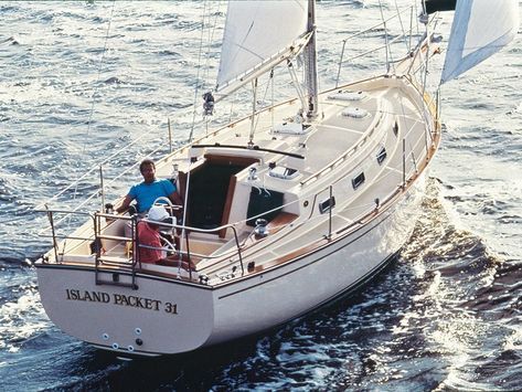 Island Packet 31 Monohull Sailboat, Catamaran Boat, Trawler Yacht, Used Sailboats, Liveaboard Sailboat, Liveaboard Boats, Sailboat Interior, Ocean Sailing, Sailboat Living