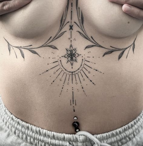 Tattoo Under The Chest, Underboob Henna, Under Bobs Tattoos, Under Breast Tattoos For Women, Under Breast Tattoos, Underbreast Tattoo, Chest Neck Tattoo, Tattoo Under Breast, Tattoo On Breast