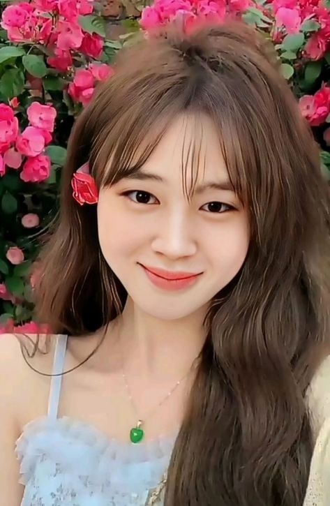 Jimin Girl Version, Beauty Makeup Tutorial, Choi Daniel, Beautiful Wallpapers Backgrounds, Photoshoot Concept, Wallpapers Backgrounds, Girly Photography, Beautiful Wallpapers, Bts Jimin