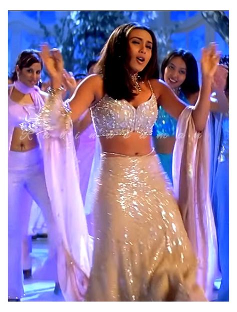 Rani Mukerji 90s Lehenga, Rani Mukherjee Lehenga, 90s Bollywood Lehenga, Rani Mukherjee 90s Outfit, 90s Indian Fashion, 2000s Bollywood Fashion, Iconic Bollywood Outfits, Retro Bollywood Theme Party Outfit, 90's Glam