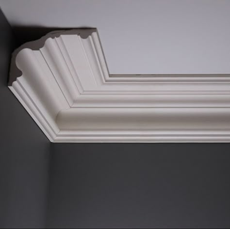 Covingshop.com - The Coving Shop London UK Edwardian Cornicing, Ceiling Cornice Ideas, Cornflower Blue Bedroom, Colonial Ceiling, Modern Ceiling Medallions, Ceiling Molding Ideas, Coving Ideas, Ceiling Wainscoting, American Apartment