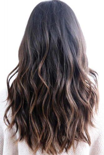 Asian hair balayage natural hair dye color long loose waves effortless beach wave Natural Hair Color Dye, Black Wavy Hair, Brown Ombre Hair, Wavy Haircuts, Dyed Natural Hair, Long Layered Haircuts, Long Layered Hair, Long Wavy Hair, Haircuts For Long Hair