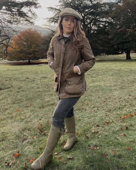 Wellies Outfit, Le Chameau Wellies, Countryside Outfit, Country Outfits Women, English Country Style, English Riding, Country Wear, Country Fashion, English Style