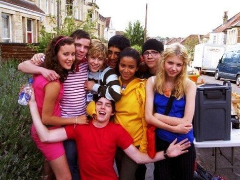 Skins UK Gen 1 cast A Group