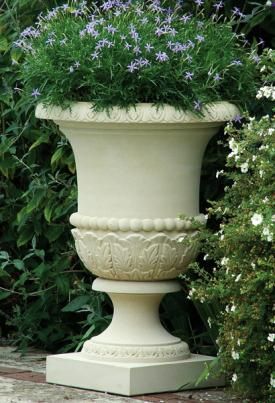 Fiberglass Planters, Garden Urns, Urn Planters, Stone Planters, Italian Garden, Garden Containers, Formal Gardens, House Plants Decor, Cast Stone