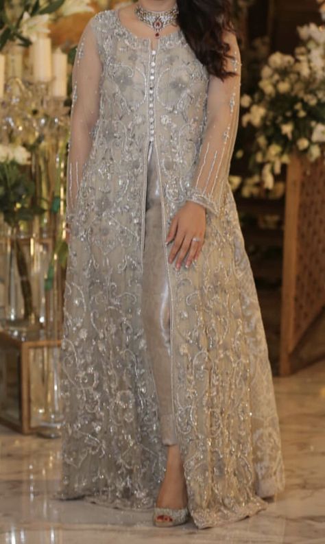 Jacket Style Pakistani Dress, Shrugs Suits Design, Coat Style Pakistani Dresses, Heavy Designer Suits For Wedding, Pakistani Gowns Party Wear, Long Shirts For Women Pakistani, Dholki Dresses, Shrug Suit, Designer Dresses For Wedding