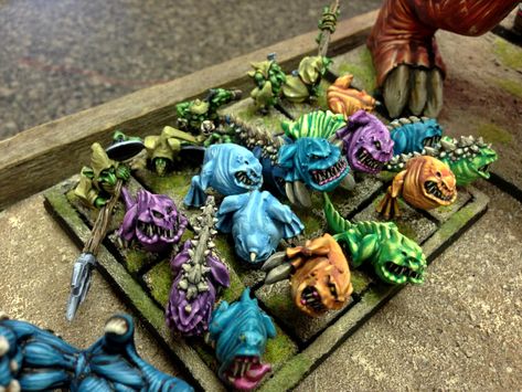 Night Goblins, Orcs, Squig Herders, Warhammer Fantasy - The Beer Waaagh, skittles squigs - Gallery - DakkaDakka | A knot in the webway. Gloomspite Gitz, Warhammer Figures, Miniature Ideas, The Beer, Warhammer Fantasy, Space Marine, Knot, Beer, Miniatures