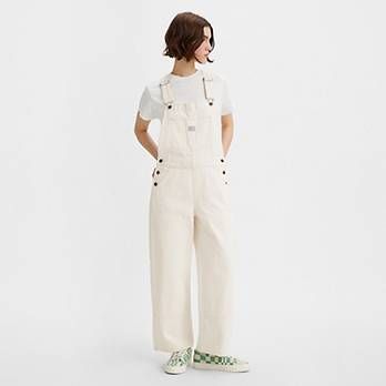 Baggy High Waist Women's Overalls - White | Levi's® US Overalls Levis, Levi Overalls, Overalls Baggy, Baggy Dungarees, Levis Overalls, Long Overalls, Black Denim Overalls, Pink Overalls, White Overalls