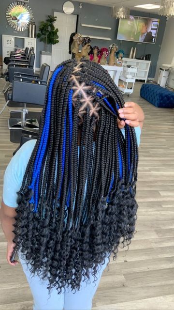 Blue And Brown Knotless Braids, Blue Peekaboo Braids, Braid Combos, Blue And Black Braids, Peekaboo Braids, Baddie Hair, Cornrows Braids For Black Women, Cute Box Braids, Braids Ideas