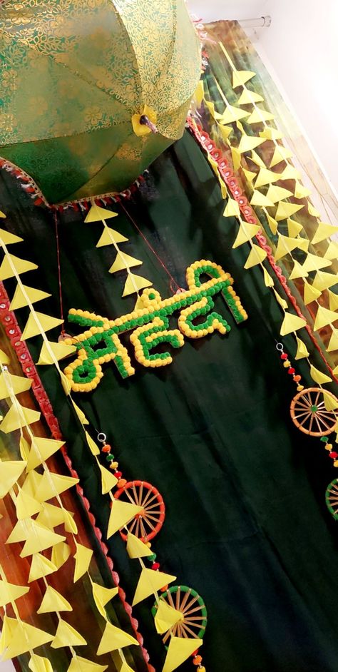 Mehendi Function Mehendi Ceremony Aesthetic, Mehndi Event Ideas, Haldi Snapchat, Mehendi Function Decor, Mehndi Function Decoration, Mehendi Decoration, Mehandi Function, Arabic Bridal Mehndi Designs, Mehendi Function