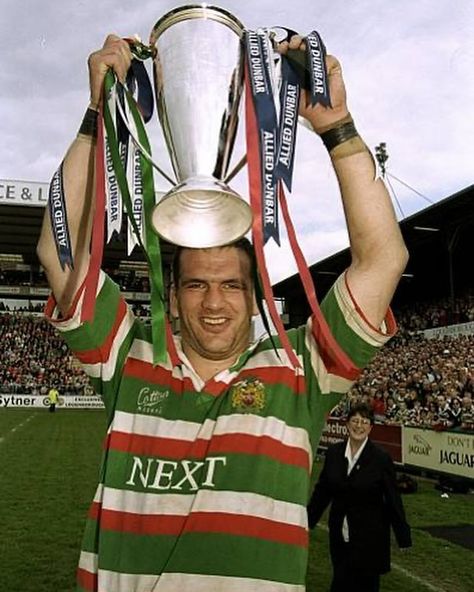 25 years ago, on 2nd May 1999 Leicester Tigers beat Newcastle Falcons to win the Premiership title. Here’s Martin Johnson celebrating with the trophy after the presentation in a later home game in Cotton Traders shirt #classicrugbyshirts #leicestertigersrugby Leicester Tigers, Martin Johnson, Tiger Beat, Face The Music, Rugby Shirt, Leicester, Newcastle, 25 Years, Tigers