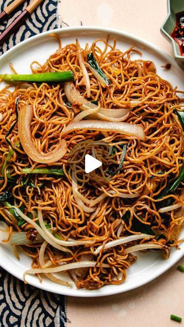 ChihYu Chiang | I Heart Umami® on Instagram: "These Hong Kong style crispy chow mein noodles are super addictive and ready in 20 minutes!⁠
⁠
Crispy noodles with refreshing bean sprouts, sweet onion, and garlic chives tossed in the most savory delicious Chow mein sauce. ⁠
⁠
In the post, I share where to buy these delicious noodles and how to quickly prepare them for cooking. You’ll also find gluten-free suggestions.⁠
⁠
This is a wonderful side dish that’s seriously DELISH. Don’t miss it!⁠
⁠
❤️ RECIPE: ⁠
⁠
➡️ INSTAGRAM: Comment “NOODLES” below and I will DM the recipe to your inbox. ⁠
⁠
➡️ FACEBOOK: Recipe here - https://iheartumami.com/cantonese-chow-mein/ ⁠
.⁠
.⁠
.⁠
#chowmein #crispychowmein #noodles #crispynoodles #cantonesechowmein #noodlelovers" Crispy Chow Mein Noodles Recipe, Crispy Chow Mein, Chow Mein Sauce, Crispy Chow Mein Noodles, Delicious Noodles, Crispy Noodles, Chow Mein Noodles, Garlic Chives, Hong Kong Style