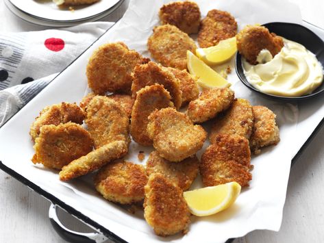 Parmesan Crumbed Pork Nuggets Pork Nuggets, Keto Chicken Nuggets, Homemade Chicken Nuggets, Chicken Nugget Recipes, Pork Fillet, Keto Chicken, Time To Eat, Ground Chicken, Low Carb Yum