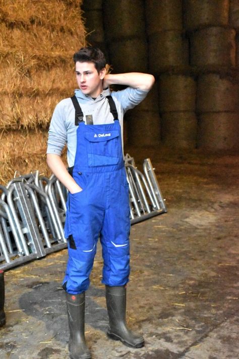 Jean Dress Outfit, Farmer Overalls, Dunlop Boots, Jeans Dress Outfit, Coveralls Workwear, Men In Overalls, Northern Germany, Farm Clothes, Guys In Speedos