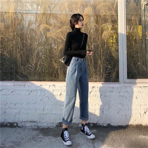 Turtle Neck Outfits, Angel Clothes, Turtleneck Outfit, Korean Outfit Street Styles, Mom Jeans Outfit, Long Sleeve Outfits, Korean Casual Outfits, Style Korea, Korean Fashion Women