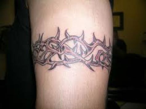 Crown Of Thorns Tattoo, Thorns Tattoo, Thorn Tattoo, Tattoo Sites, Armband Tattoo Design, Snake Tattoo Design, Eagle Tattoo, Tattoo Bracelet, Most Popular Tattoos