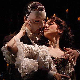 Stage-Phantom's blog - Page 7 - Remember Your First Time ... - Skyrock.com Opera Ghost, Christine Daae, Ramin Karimloo, Music Of The Night, Love Never Dies, Sing To Me, The Opera, Phantom Of The Opera, Musical Theatre