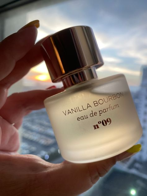 A photo of Mix Bar Fragrances Vanilla Bourbon held in a window with the sun behind it. Hand holding the bottle which is clear frosted glass with a gold cap Mix Bar Perfume, Vanilla Bourbon, Fragrance Lab, Fragrances Perfume Woman, Vanilla Perfume, Body Hygiene, Perfume Collection Fragrance, Bath And Body Works Perfume, Shower Skin Care