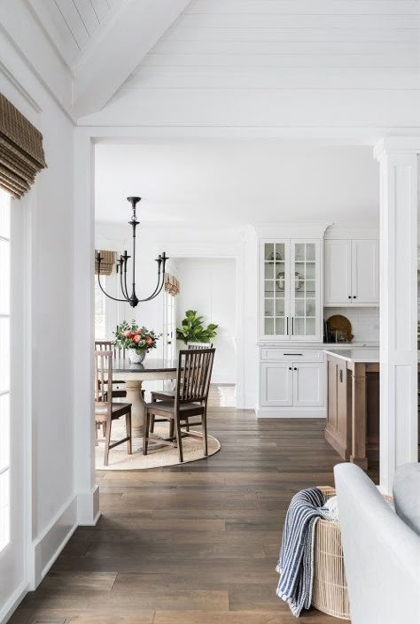 Beautiful White Kitchens, Ideas For Storage, Design Real Estate, Transitional Farmhouse, White Kitchen Remodeling, White Fireplace, Farmhouse Remodel, Farmhouse Kitchen Design, White Kitchen Design