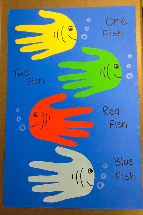 One Fish Two Fish Dr Seuss kindergarten craft Dr. Suess, Dr Seuss Activities, Dr Seuss Crafts, March Crafts, Seuss Crafts, Dr. Seuss, Dr Seuss Week, Dr Seuss Day, Red Fish Blue Fish