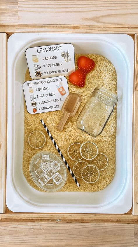 Montessori Toys Guide 🔆 #MontessoriBed #ChildFurniture #ToddlerRoomDecor #NaturalMaterials #WoodenToys #KidsRoomInspiration #MontessoriHome #EcoFriendlyKids #ToddlerSleep #ParentingIdeas Felt Sensory Bin, Sensory Rice Bin Ideas, Sensory Bin For Toddlers, Toddler Sensory Bins, Sensory Table Ideas, Sensory Tables, Preschool Sensory, Sensory Bin Ideas, Baby Sensory Play