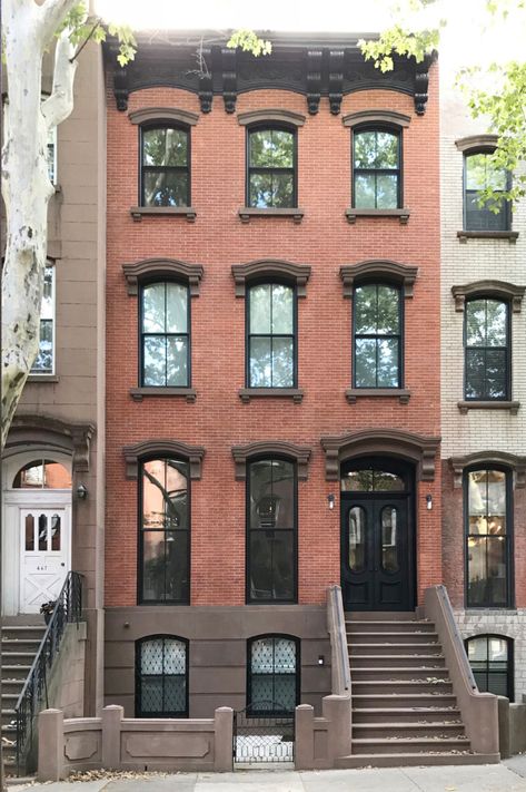 Elizabeth Roberts Architecture and Design Cobble Hill townhouse. #remodelista #brooklyn #brownstone #architecture Nyc Brownstone Exterior, Row House Floor Plan, Brownstone Architecture, Brownstone Exterior, Brooklyn Architecture, Brownstone Townhouse, Townhouse Architecture, Townhouse Remodel, City Townhouse