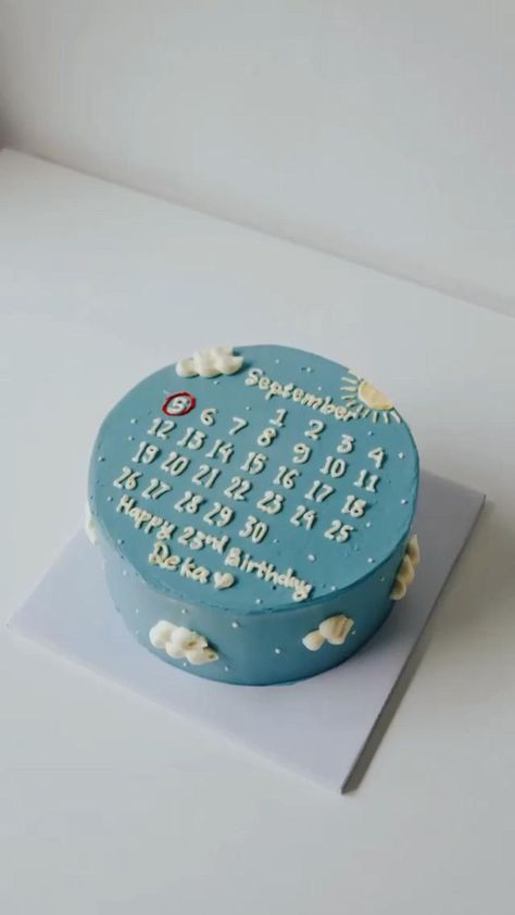 Video Credits - itsbymi_ - CakeNest | Simple cake designs, Mini cakes birthday, Cake Cake For Boyfriend, Buttercream Cake Decorating, Simple Cake Designs, Funny Birthday Cakes, Pinterest Video, Mini Cakes Birthday, Cake Decorating Frosting, Simple Cake, Creative Birthday Cakes