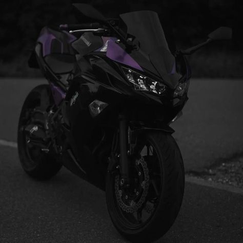 Purple Kawasaki, Moto Ninja, Tim Kai, Purple Motorcycle, Kawasaki Ninja H2r, Ninja Bike, Tmax Yamaha, Moto Yamaha, Kawasaki Ninja 650