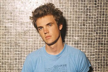 Chris Keller. One Tree Hill. One of the most annoying characters on the show...that I'm growing to love. Ok, I'll admit it, I always had a little bit of a thing for him...that I could never explain. lol. Chris Keller, Tyler Hilton, Tree Hill, One Tree Hill, One Tree, Always And Forever, Book Characters, Music Stuff, Perfect Hair