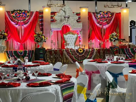 Red White And Green Quinceanera, Red Charro Quinceanera Decorations, Charro Venue Quince, Quince Decorations Charro Theme, Red Charro Quinceanera Theme, Mexican Quinceanera Ideas Decoration, Charro Centerpieces, Main Table Quinceanera, Quince Decorations Red