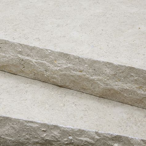 Ardeo™ Limestone - ORIJIN STONE Stucco Retaining Wall With Stone Cap, Limestone Texture Seamless, Limestone Driveway, Courtyard Interior, Limestone Steps, House Pool Ideas, Stone Wall Ideas, Limestone Texture, Casa Malaparte