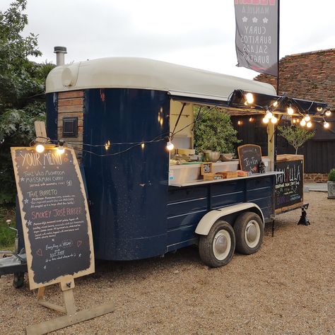 The Food & Drink Trucks To Have At Your Wedding | sheerluxe.com Prosecco Van, Mobile Cocktail Bar, Food Truck Wedding, Food Vans, Seating Plans, Savory Waffles, Food Van, Indian Butter Chicken, Reception Food