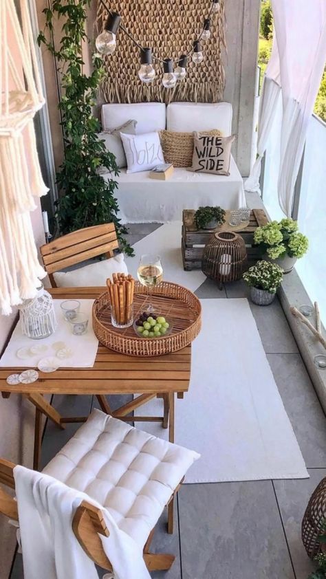 Small Patio Ideas On A Budget, Balcon Mic, Classy Rooms, Balkon Decor, Small Balcony Design, Bedroom Decor For Couples, Dekorasi Kamar Tidur, Apartment Patio Decor, Small Balcony Decor