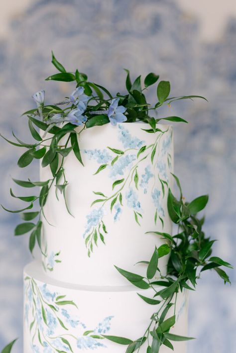 Blue Green Wedding Cake, Blue And Green Cake, Wedding Cake Blue, Green Wedding Cake, Cake 5, Custom Birthday Cakes, Luxury Wedding Cake, Wedding Cakes Blue, 50th Birthday Cake