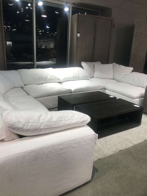 Big White Couch, Black Living Room Decor, White Couch, Japandi Home, Large Couch, House Essentials, Dream Apartment Decor, Future Apartment Decor, Living Room Decor Fireplace