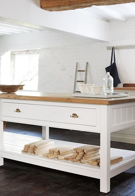 deVOl: Remodelista Kitchen Work Bench, Kitchen Prep Table, Kitchen Work Tables, Kitchen Island Bench, Prep Table, Devol Kitchens, Kitchen Prep, Freestanding Kitchen, Prep Kitchen