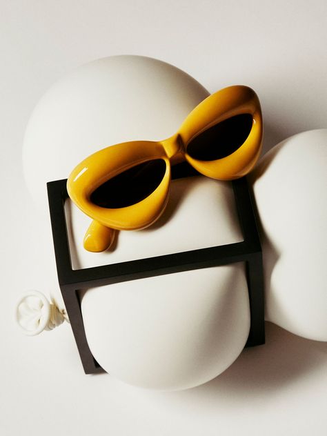 Sunglasses Still Life, Loewe Eyewear, Loewe Sunglasses, Fashion Still Life, Designer Sunglasses For Women, Composition Design, Luxury Sunglasses, Sunglasses For Women, Eyewear Design