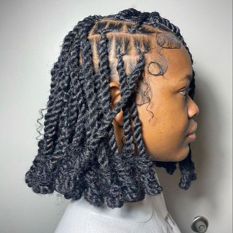 Invisible Locs, Protective Style Braids, Short Locs Hairstyles, Latest Short Haircuts, Hair Adviser, Faux Locs Hairstyles, Box Braids Hairstyles For Black Women, Short Hair Trends, Cute Box Braids Hairstyles