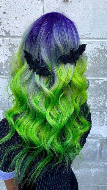 Spooky Hair Color, Halloween Hair Dye, Halloween Hair Color Ideas, Halloween Hair Color, Nerdy Nails, Spooky Hair, Goth Hairstyles, Character Customization, Exotic Hairstyles